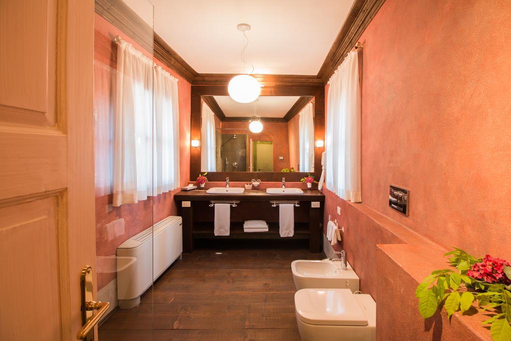Palazzo Castiglioni Luxury Suite And Rooms Mantua Exterior foto